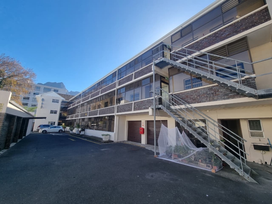 To Let 2 Bedroom Property for Rent in Newlands Western Cape